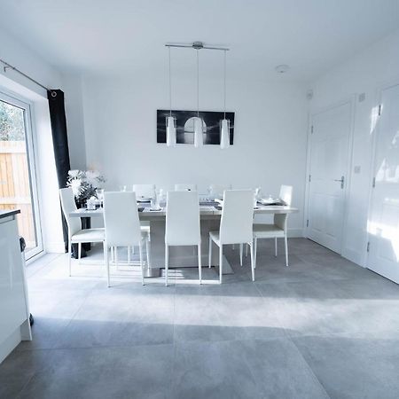 Entire Modern Home With Private Parking For 6/8 Persons Worksop Exteriér fotografie
