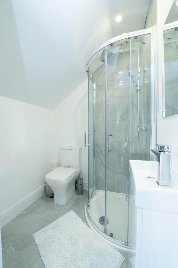 Entire Modern Home With Private Parking For 6/8 Persons Worksop Exteriér fotografie