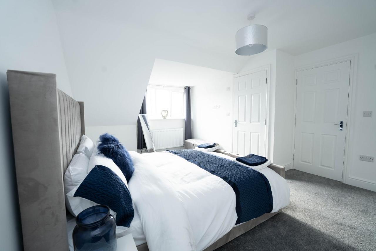 Entire Modern Home With Private Parking For 6/8 Persons Worksop Exteriér fotografie