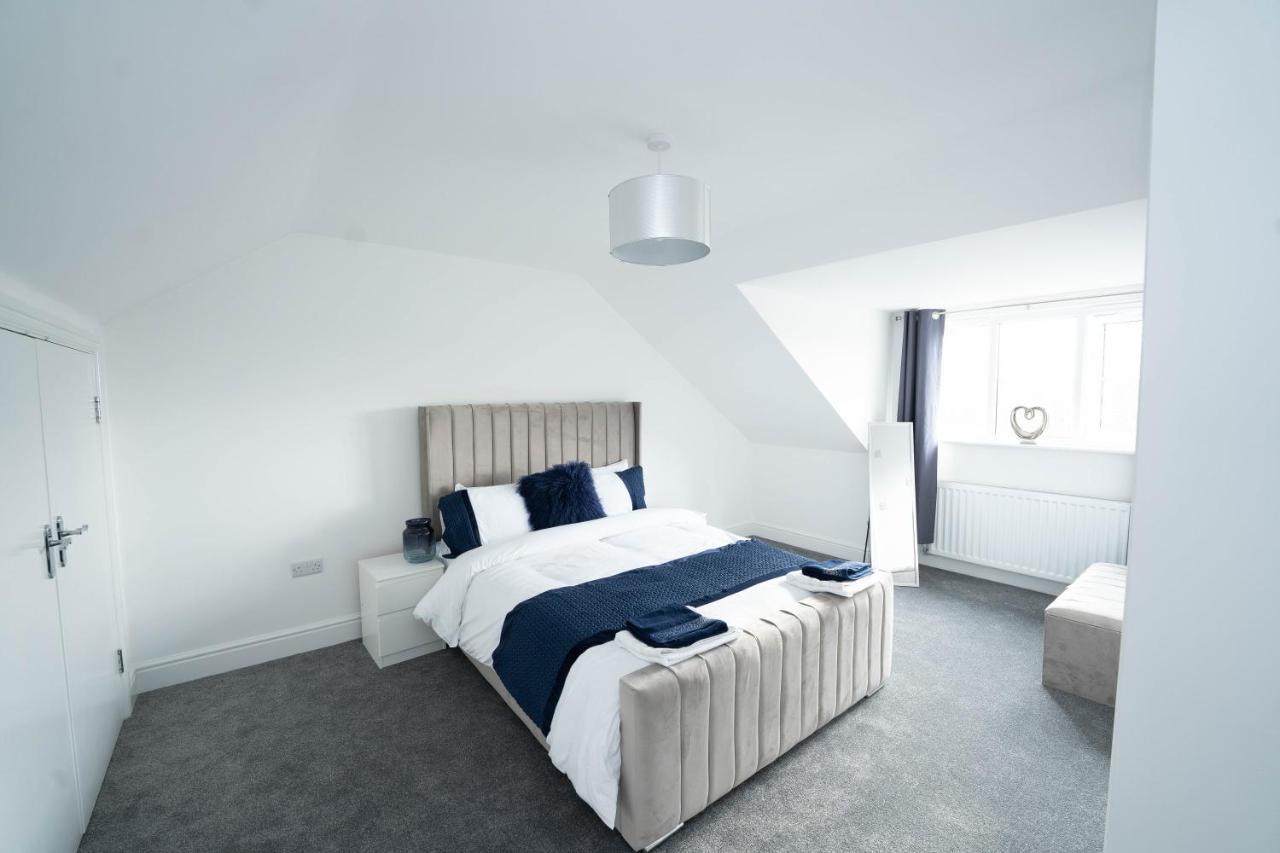 Entire Modern Home With Private Parking For 6/8 Persons Worksop Exteriér fotografie