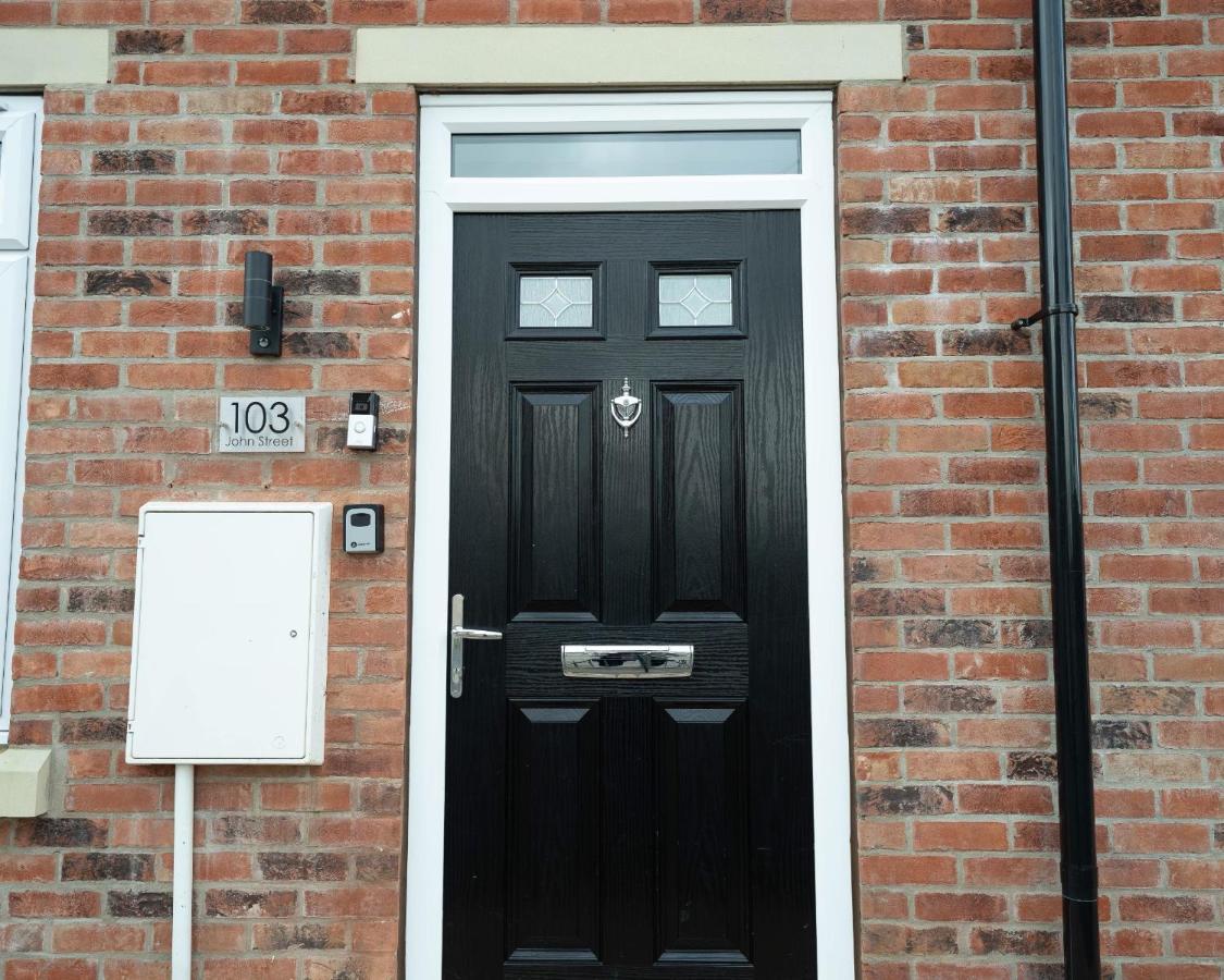 Entire Modern Home With Private Parking For 6/8 Persons Worksop Exteriér fotografie